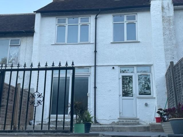 5 Bed 5mins From Wembley Stadium Apartamento *