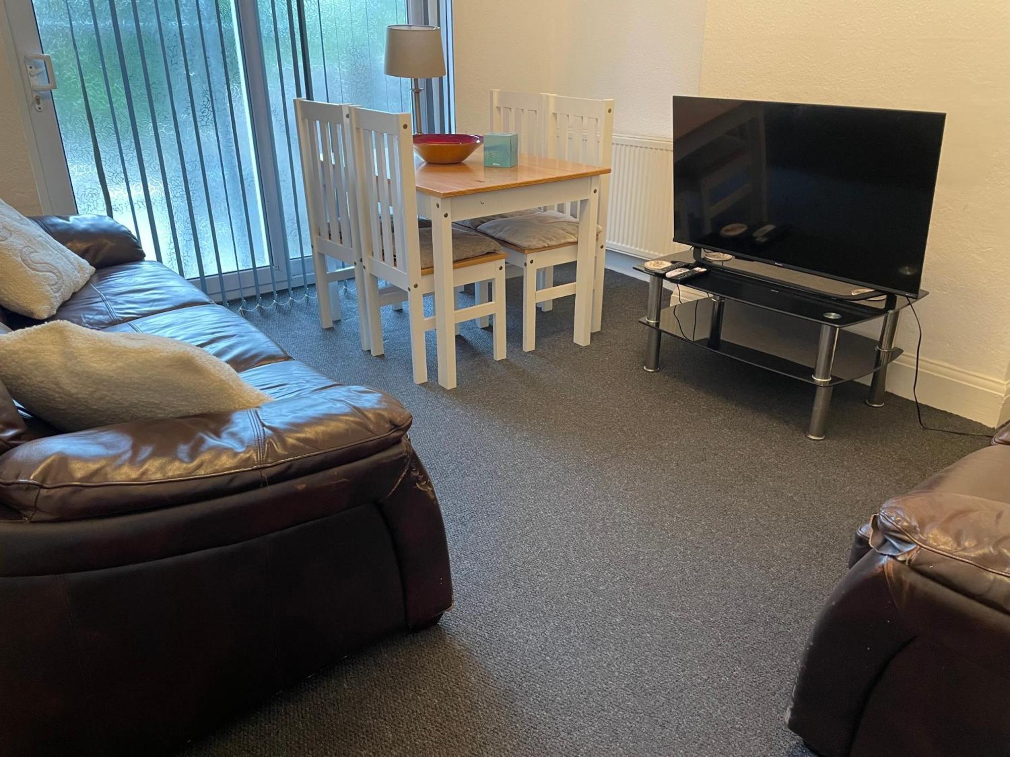 5 Bed 5mins From Wembley Stadium Apartamento